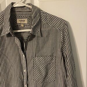 Express Boyfriend Women’s Dark Grey and White Striped Button Down Shirt Size M